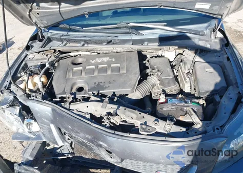 2010 Toyota Corolla S z USA, uszkodzony, nr VIN 2T1BU4EE1AC442852